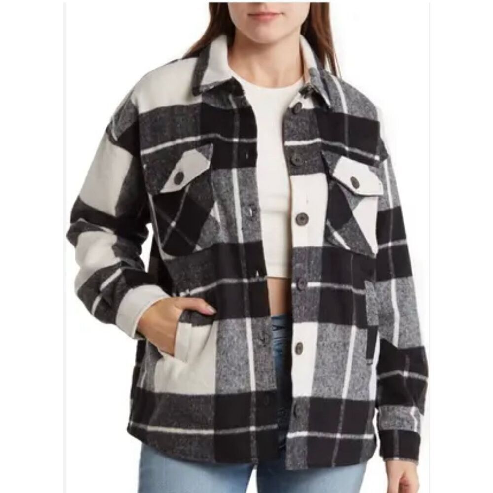 Thread & Supply black and white plaid flannel shacket size small